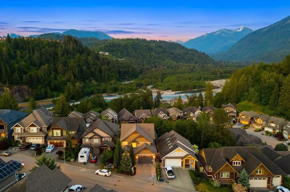 5068 CHITTENDEN ROAD, Cultus Lake, BC — Residential for Sale - Main Photo