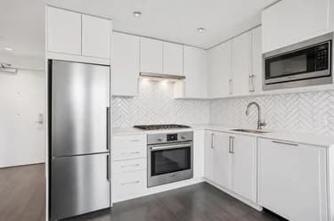 Condo for sale at 507 2435 Kingsway Vancouver British Columbia - MLS: R3147854