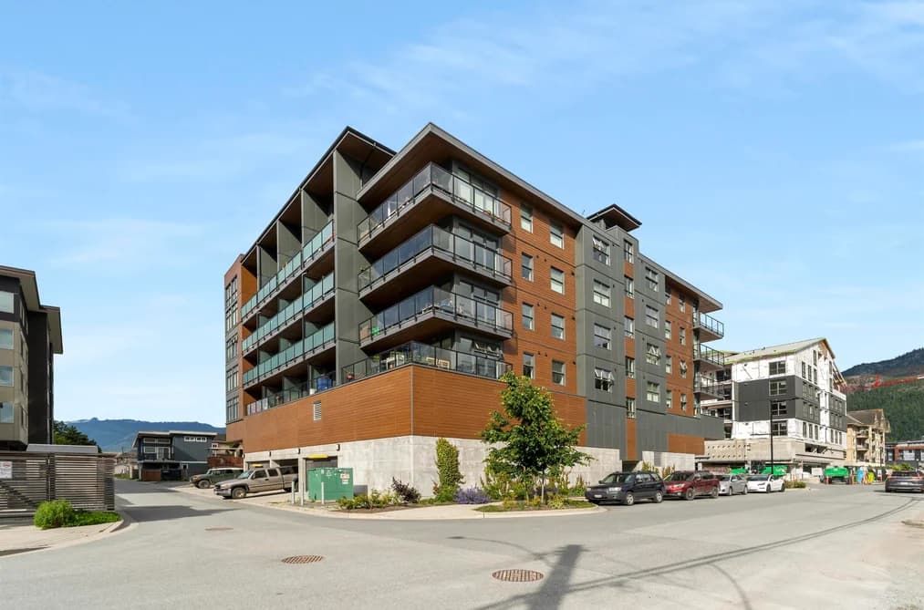 509 38013 THIRD AVENUE, Squamish, BC — Residential for Sale - Main Photo