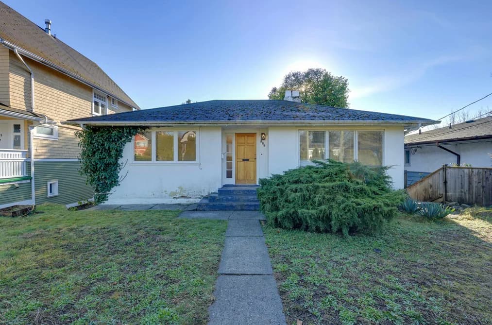 509 E KEITH ROAD, North Vancouver, BC — Residential for Sale - Photo 2