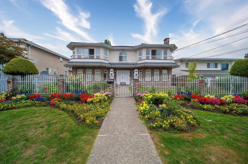 5091 SIDLEY STREET, Burnaby, BC — Residential for Sale - Main Photo
