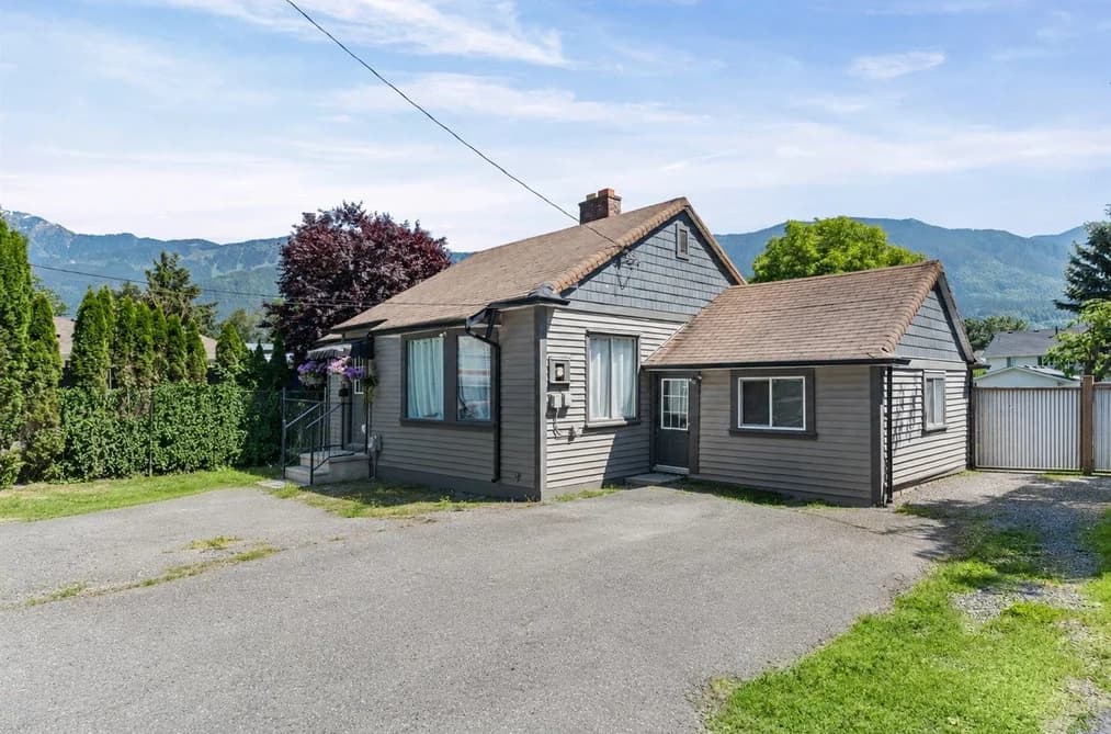 50970 YALE ROAD, Rosedale, BC — Residential for Sale - Photo 2