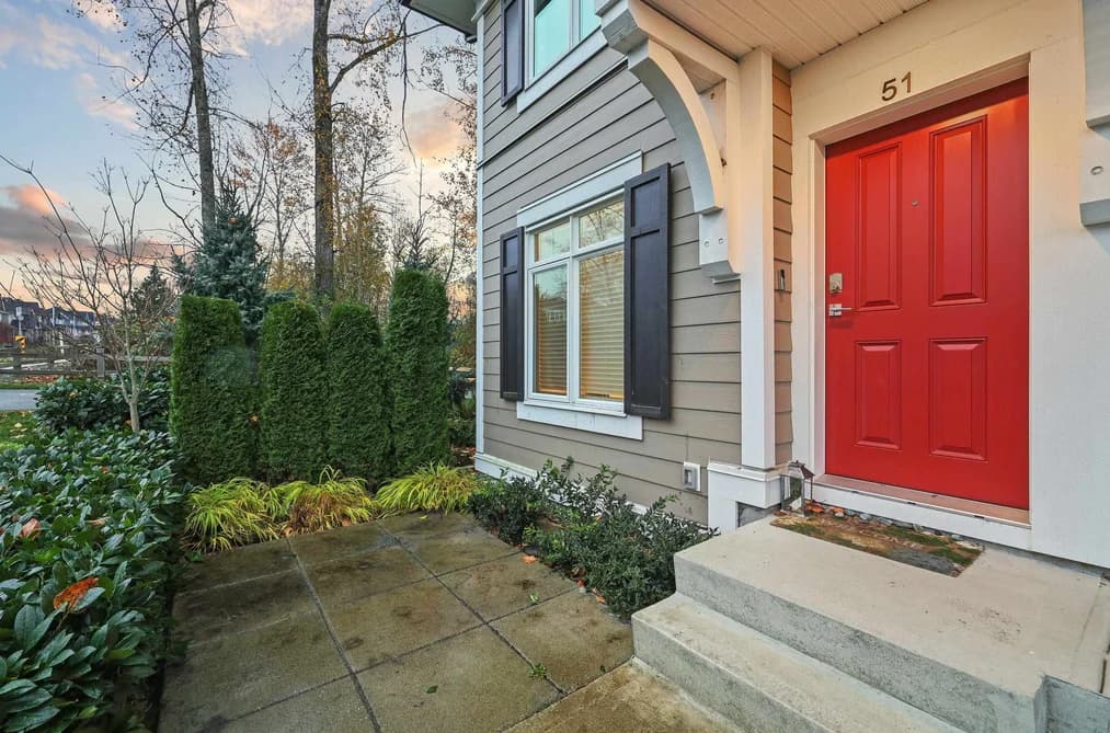 51 2070 OAK MEADOWS DRIVE, Surrey, BC — Residential for Sale - Photo 2