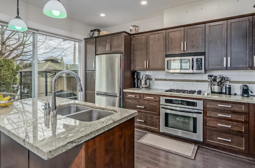 51 22865 TELOSKY AVENUE, Maple Ridge, BC — Residential for Sale - Main Photo