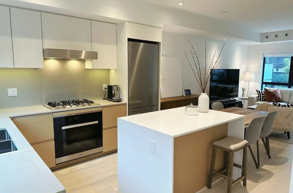 51 550 W 28TH AVENUE, Vancouver, BC — Residential for Sale - Main Photo