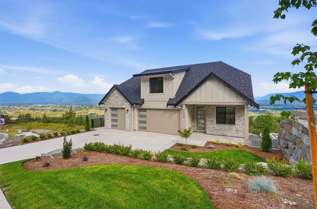51045 BOULDER DRIVE, Chilliwack, BC — Residential for Sale - Photo 2