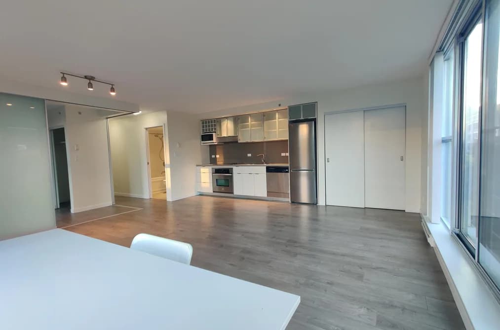 511 168 POWELL STREET, Vancouver, BC — Residential for Sale - Main Photo