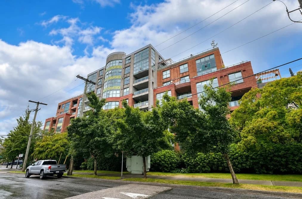 511 518 W 14TH AVENUE, Vancouver, BC — Residential for Sale - Main Photo