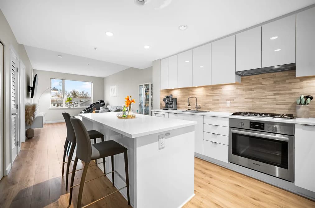 511 9233 ODLIN ROAD, Richmond, BC — Residential for Sale - Photo 2