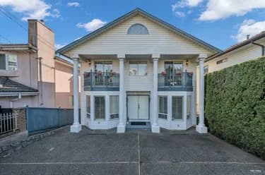 House for sale at 5110 Mckee Street Burnaby British Columbia - MLS: R3094717