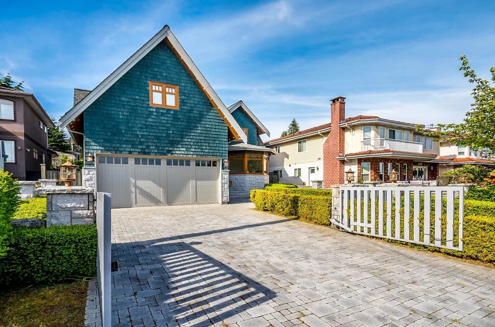 5115 GEORGIA STREET, Burnaby, BC — Residential for Sale - Photo 2