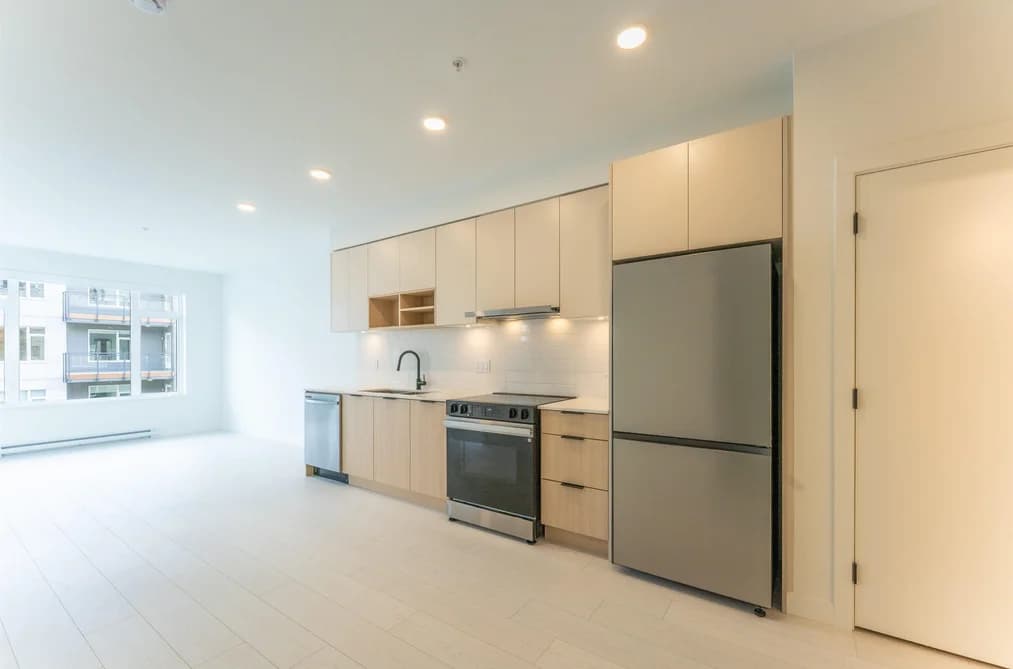 512 10466 138A STREET, Surrey, BC — Residential for Sale - Photo 2