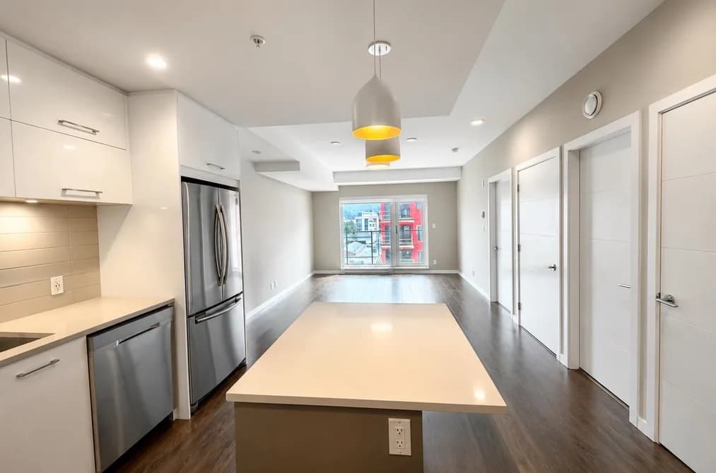 512 38033 SECOND AVENUE, Squamish, BC — Residential for Sale - Photo 2