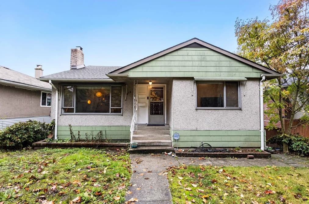 512 Garrett Street, New Westminster, BC - House for Sale - Main Photo 512 Garrett Street, New Westminster, BC - House for Sale - Main Photo