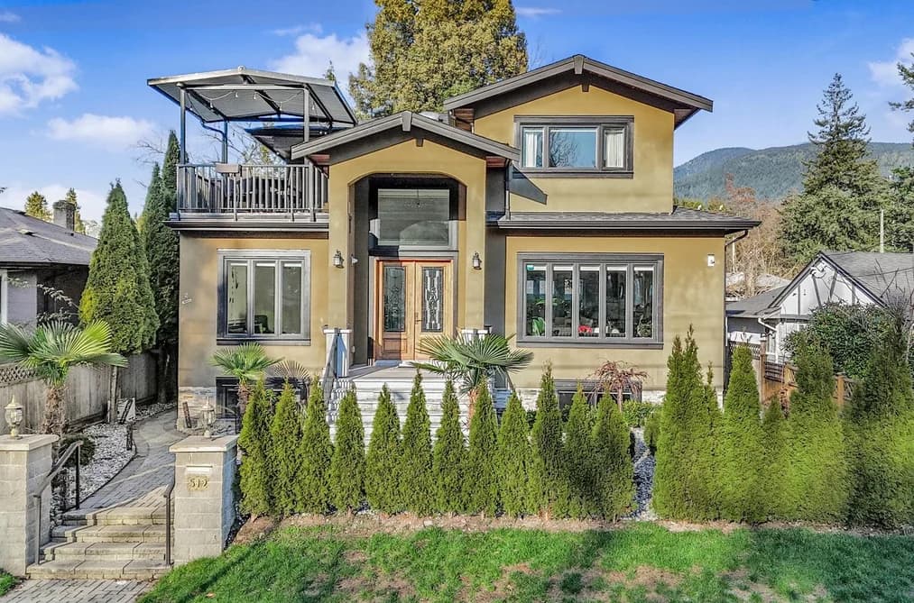 512 W 23RD STREET, North Vancouver, BC — Residential for Sale - Photo 2