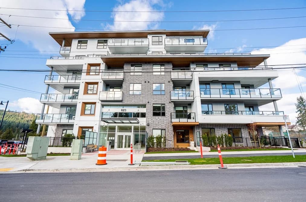 513 623 KEMSLEY AVENUE, Coquitlam, BC — Residential for Sale - Photo 2