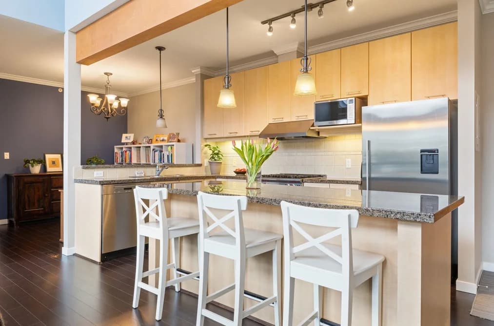 514 560 RAVEN WOODS DRIVE, North Vancouver, BC — Residential for Sale - Photo 2