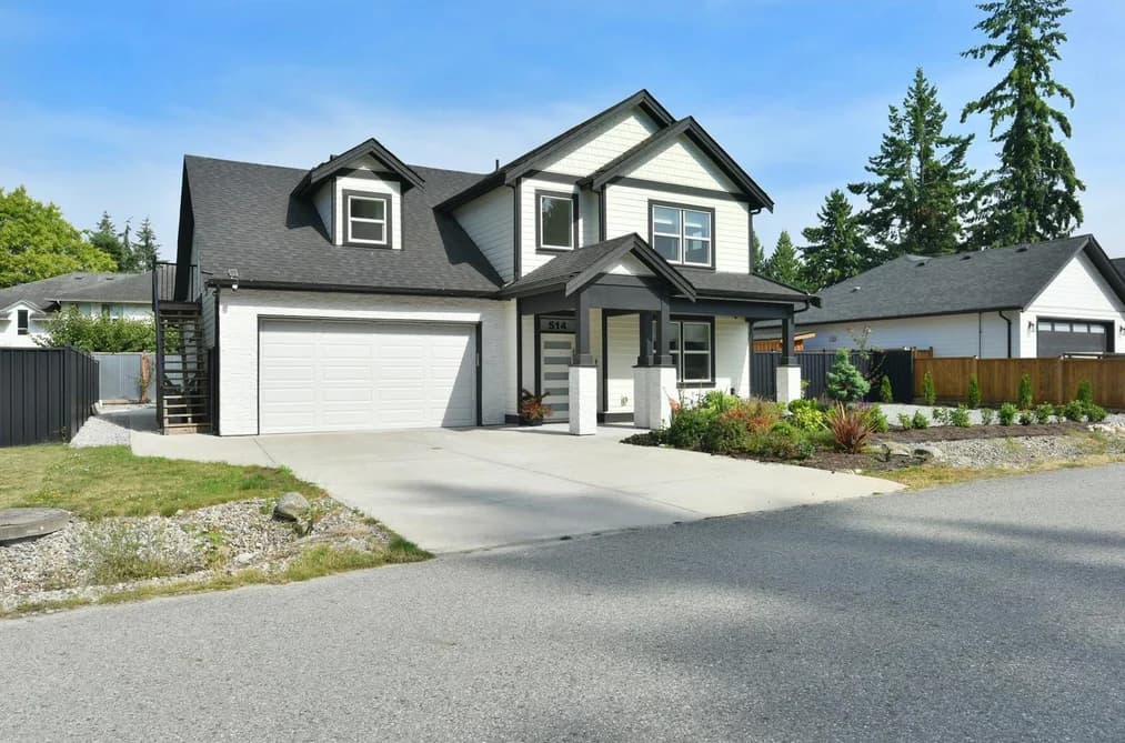 514 JORDAN WAY, Gibsons, BC — Residential for Sale - Main Photo