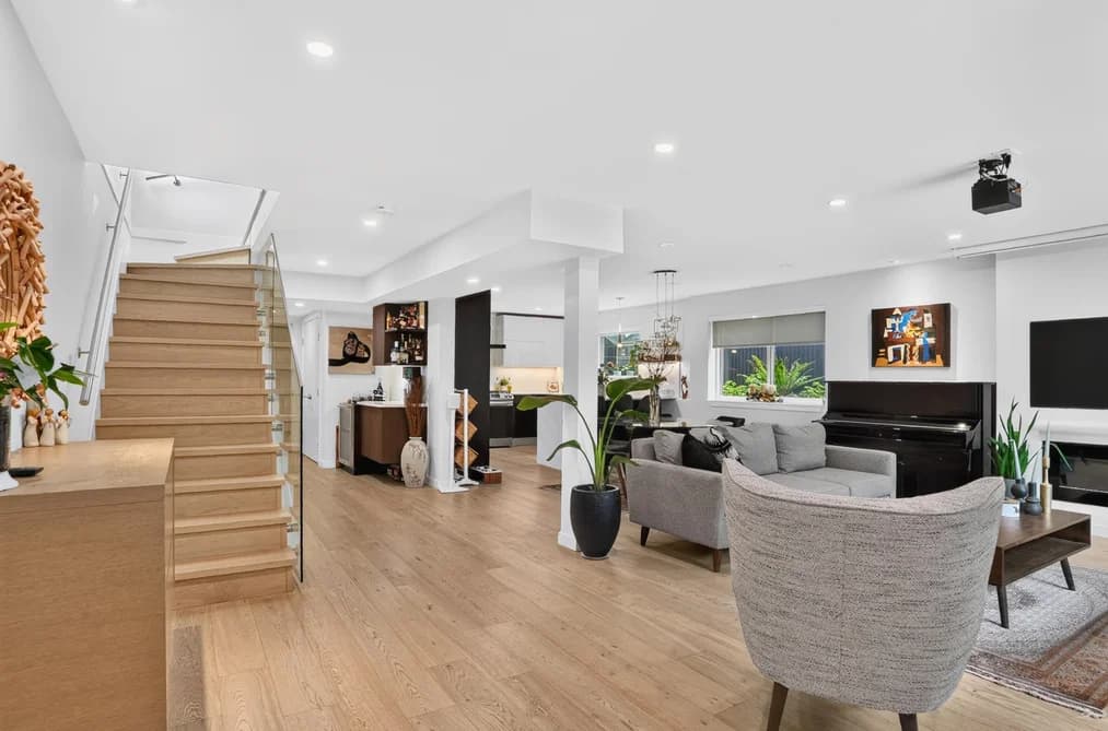 514 W 28TH STREET, North Vancouver, BC — Residential for Sale - Main Photo