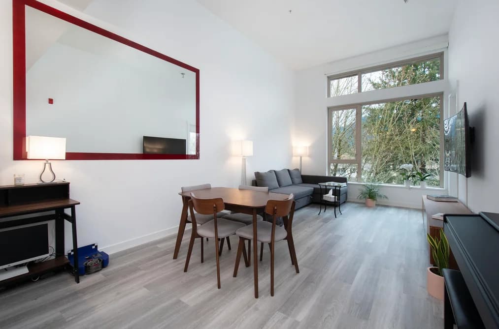 515 119 W 22ND STREET, North Vancouver, BC — Residential for Sale - Photo 2