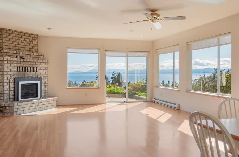 5160 RIDGEVIEW DRIVE, Sechelt, BC — Residential for Sale - Main Photo