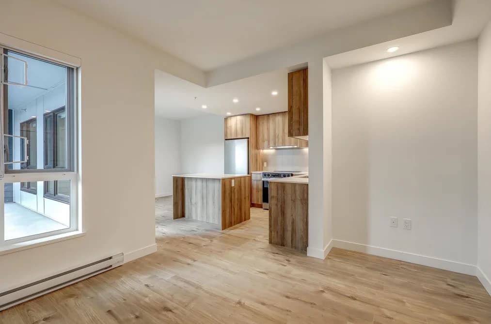 517 3594 MALSUM DRIVE, North Vancouver, BC — Residential for Sale - Photo 2