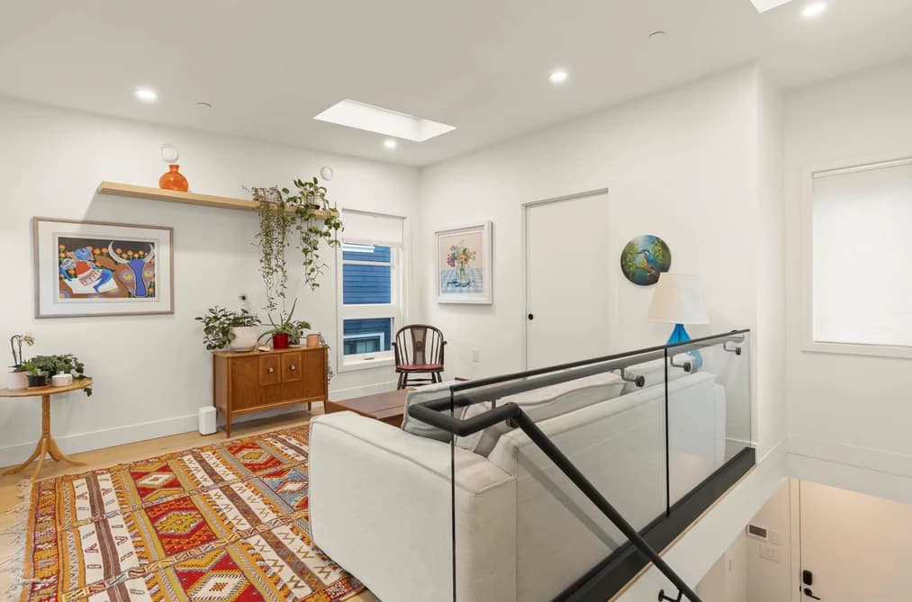 517 E 11TH AVENUE, Vancouver, BC — Residential for Sale - Photo 2