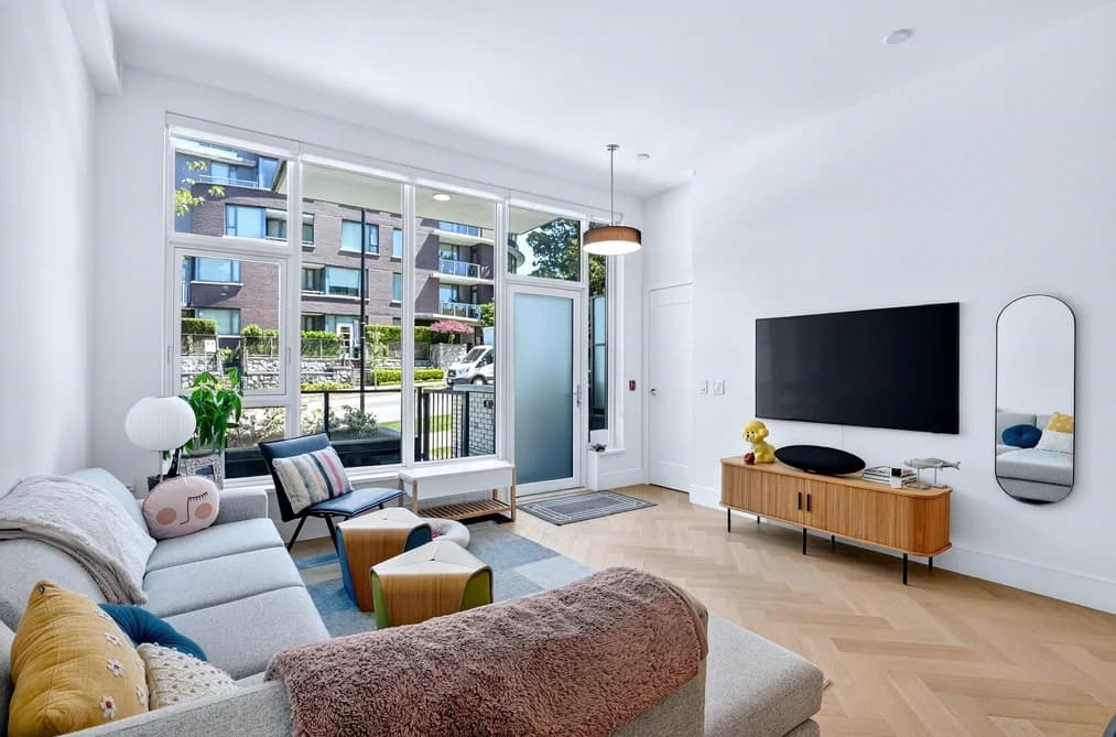 518 W 30TH AVENUE, Vancouver, BC — Residential for Sale - Photo 2