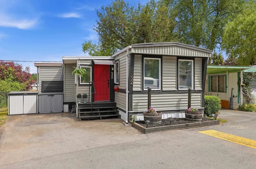 52 24330 FRASER HIGHWAY, Langley, BC — Residential for Sale - Main Photo