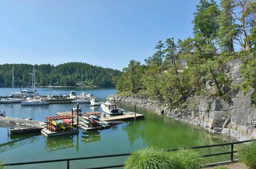 52 4622 SINCLAIR BAY ROAD, Garden Bay, BC — Residential for Sale - Photo 2