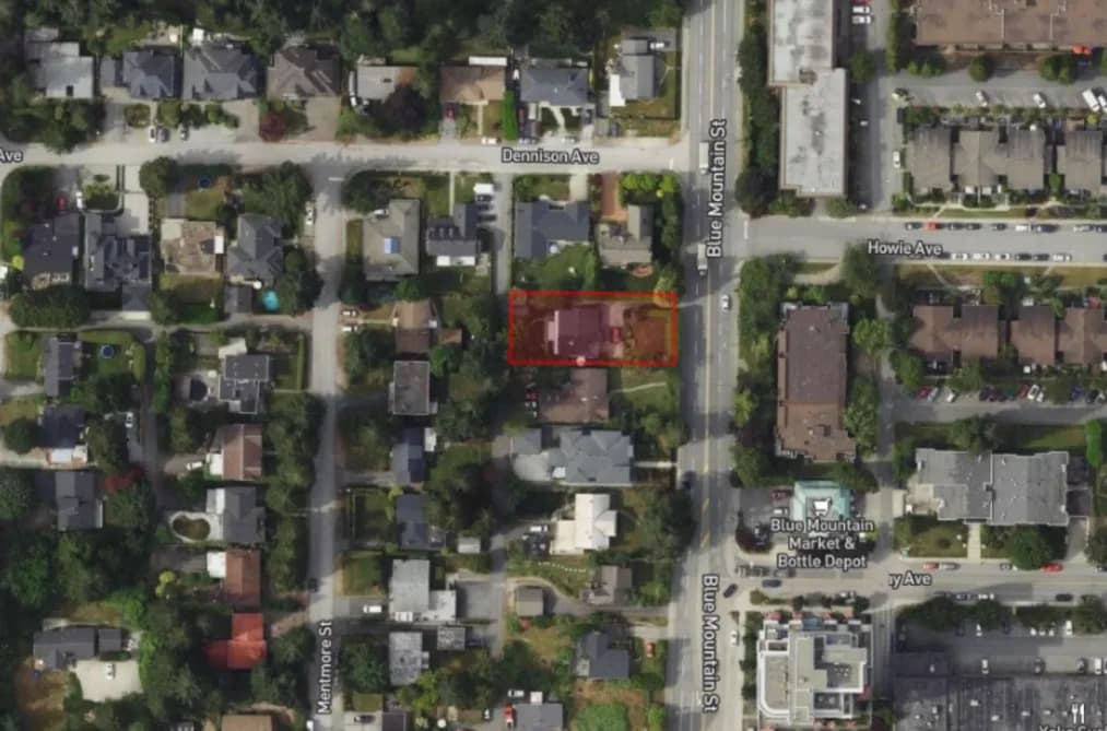 520 BLUE MOUNTAIN STREET, Coquitlam, BC — Residential for Sale - Main Photo