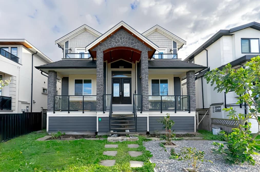 520 EWEN AVENUE, New Westminster, BC — Residential for Sale - Main Photo