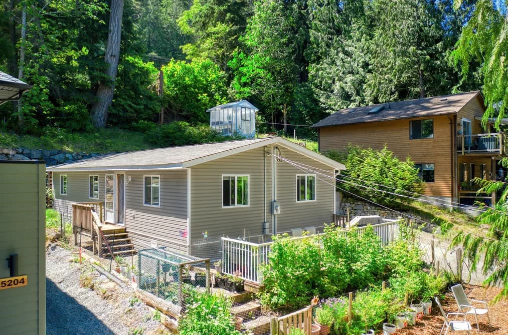 5200 WESJAC ROAD, Pender Harbour, BC — Residential for Sale - Photo 2