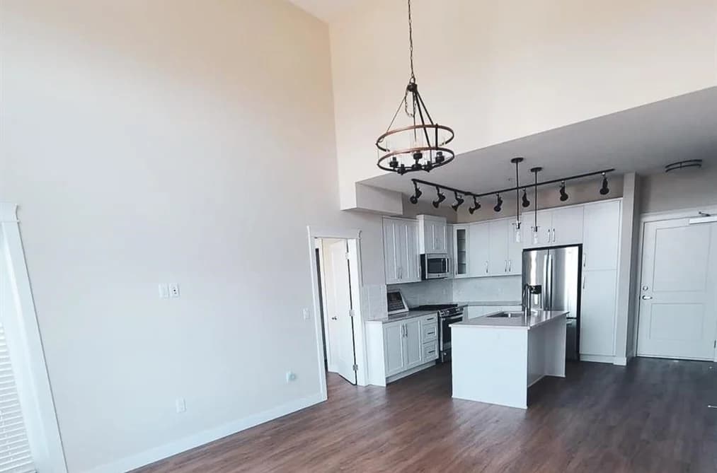 521 11077 RAVINE ROAD, Surrey, BC — Residential for Sale - Photo 2