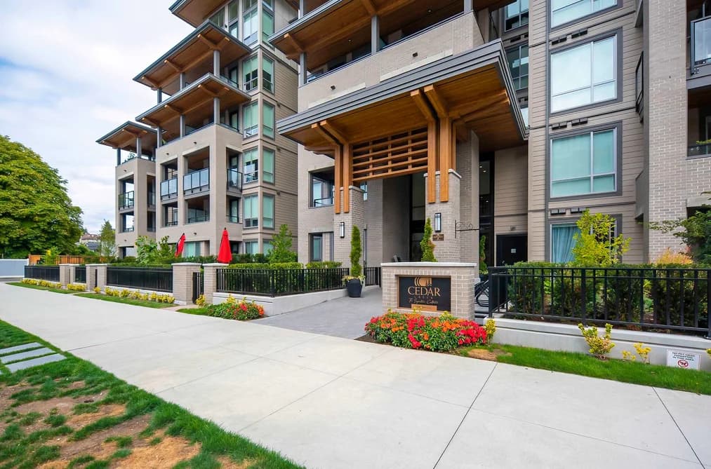 521 7588 16TH STREET, Burnaby, BC — Residential for Sale - Photo 2