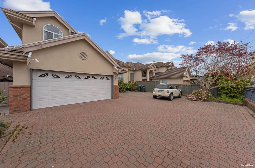 5211 WOODWARDS ROAD, Richmond, BC — Residential for Sale - Photo 2