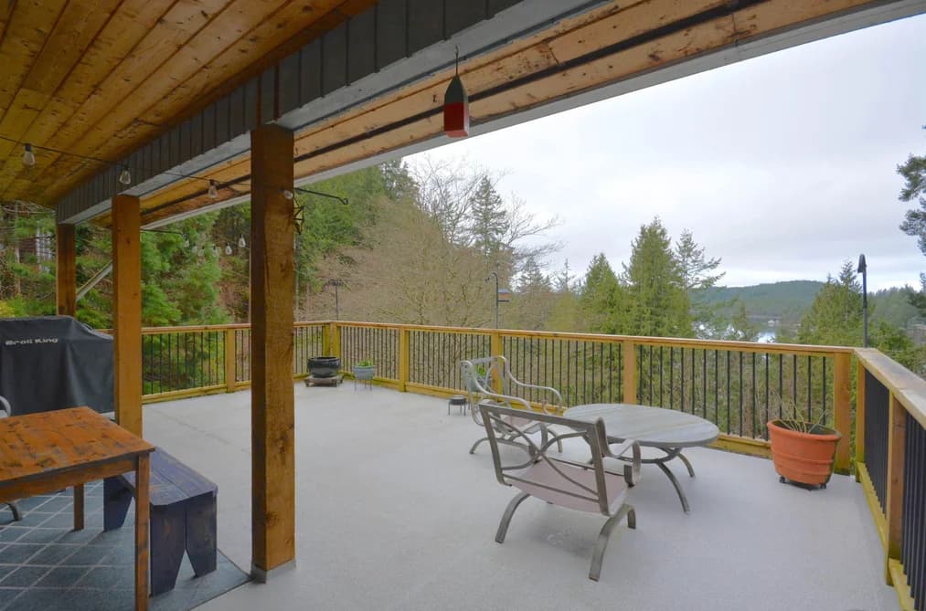 5220 CLAYDON ROAD, Garden Bay, BC — Residential for Sale - Main Photo