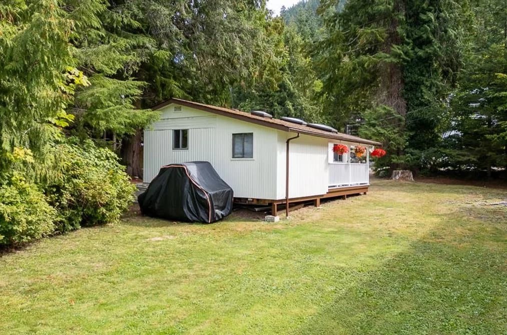 5223 WESJAC ROAD, Madeira Park, BC — Residential for Sale - Main Photo