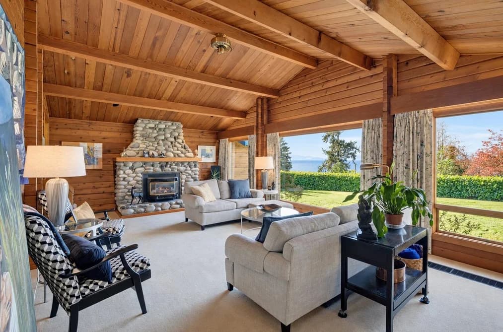 5229 YACHT ROAD, Sechelt, BC — Residential for Sale - Main Photo