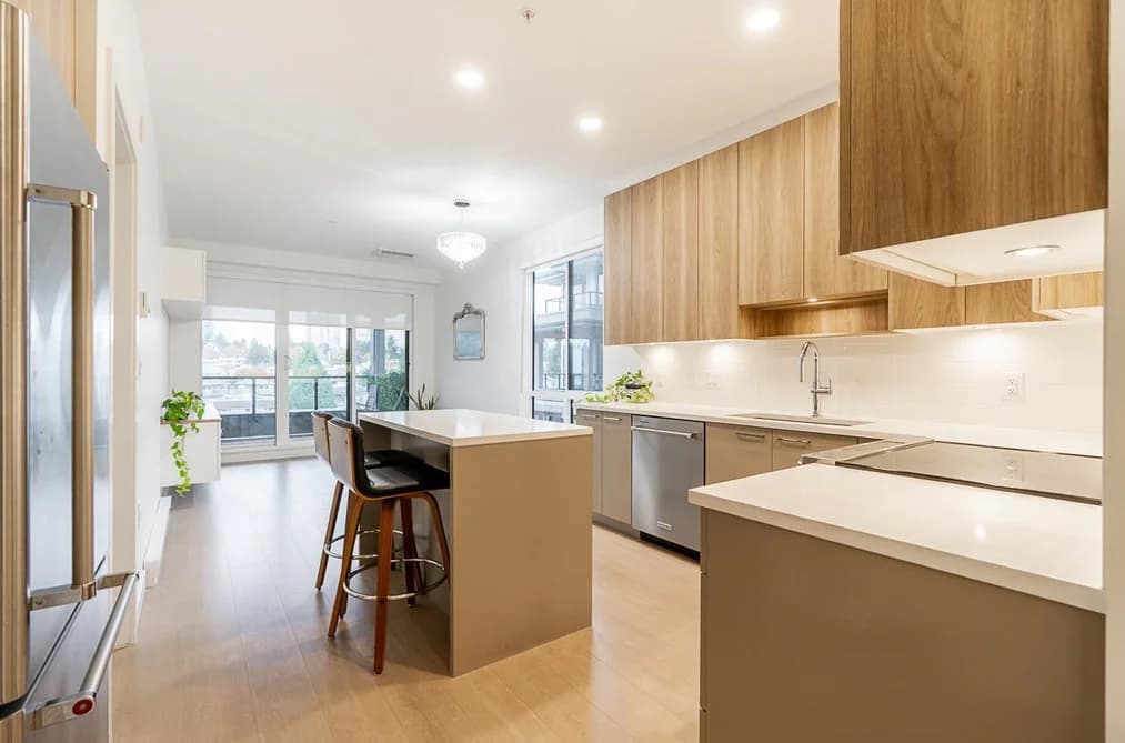 523 7599 15TH STREET, Burnaby, BC — Residential for Sale - Photo 2