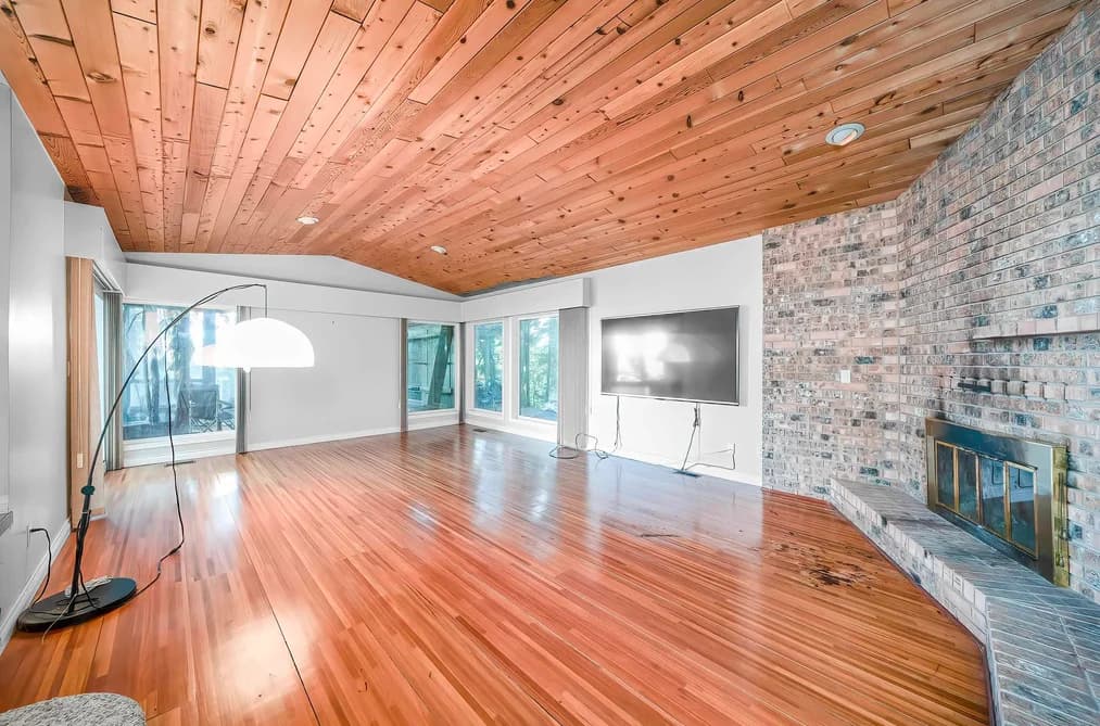 5242 STATION ROAD, Surrey, BC — Residential for Sale - Photo 2