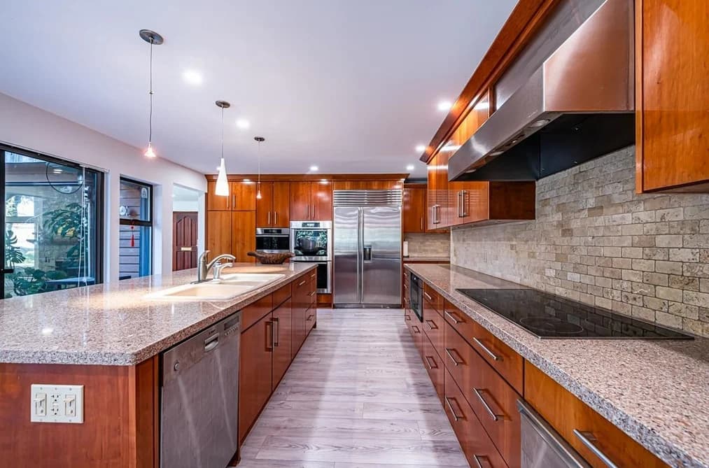 5260 KEW ROAD, West Vancouver, BC — Residential for Sale - Photo 2