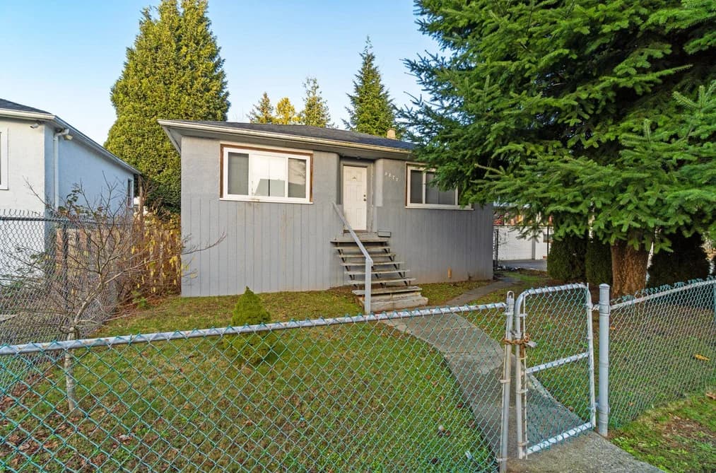 5277 IMPERIAL STREET, Burnaby, BC — Residential for Sale - Main Photo