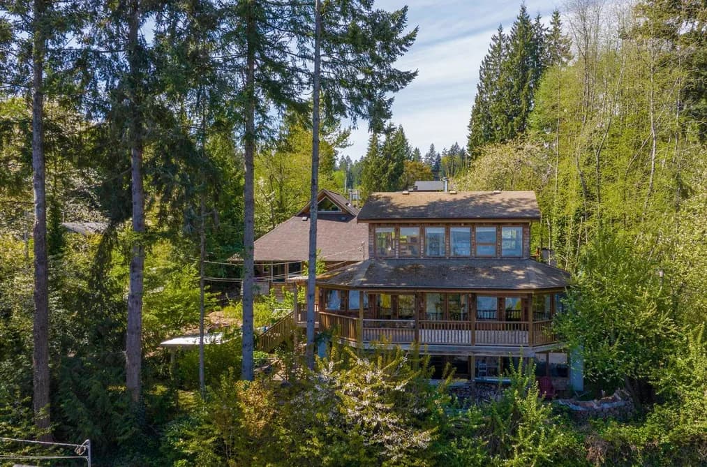 528 HARVEY ROAD, Gibsons, BC — Residential for Sale - Main Photo