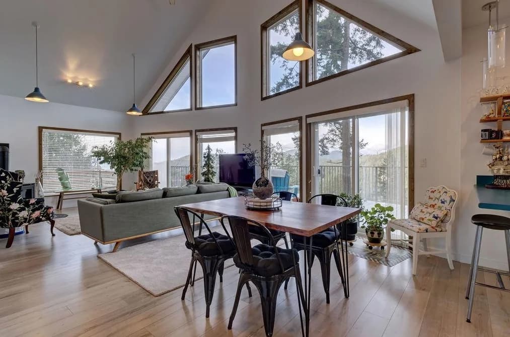 5280 CECIL HILL ROAD, Madeira Park, BC — Residential for Sale - Main Photo