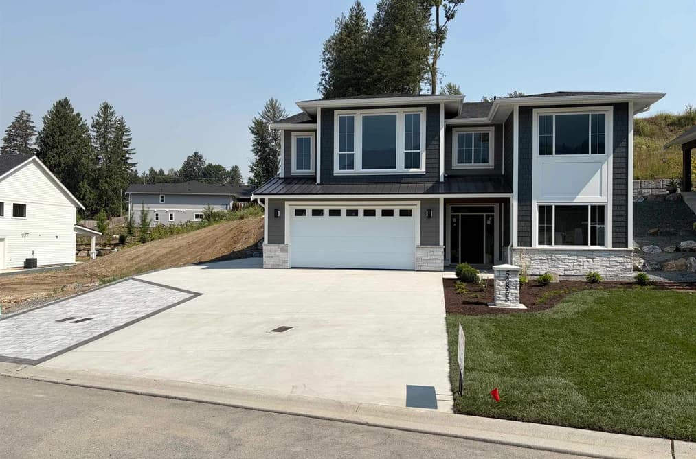 52855 BUNKER ROAD, Chilliwack, BC — Residential for Sale - Photo 2