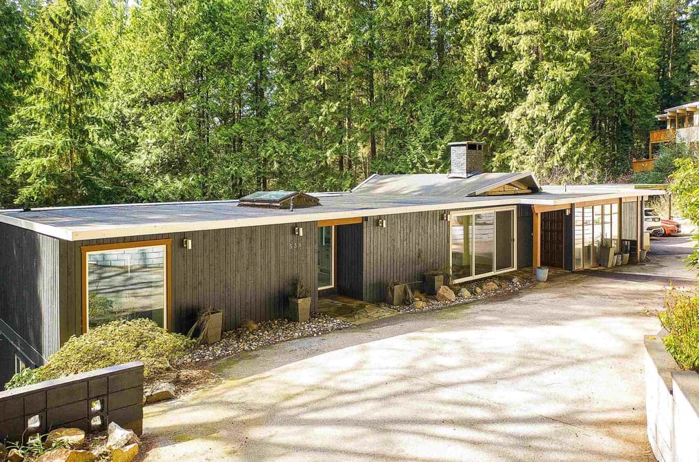 530 HADDEN DRIVE, West Vancouver, BC — Residential for Sale - Photo 2