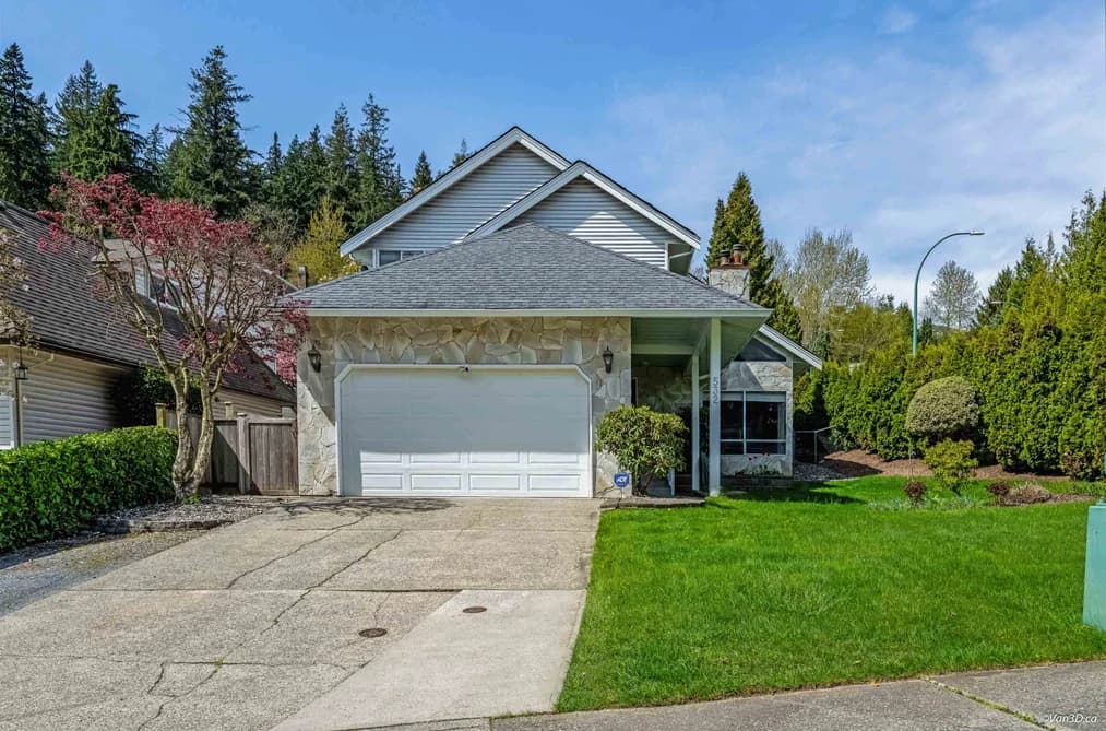 532 RIVERVIEW CRESCENT, Coquitlam, BC — Residential for Sale - Photo 2
