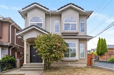 House for sale at 5323 Dumfries Street Vancouver British Columbia - MLS: R3118155