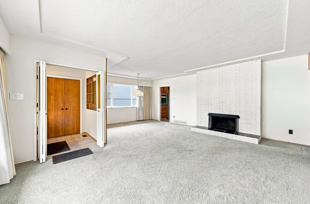 535 AILSA AVENUE, Port Moody, BC — Residential for Sale - Photo 2